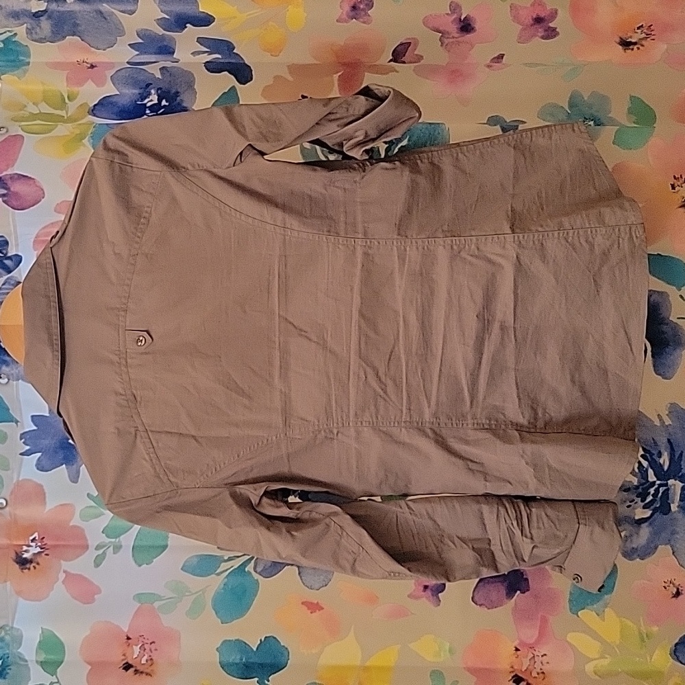 Express Essential Stretch Small button-up - Picture 3 of 4